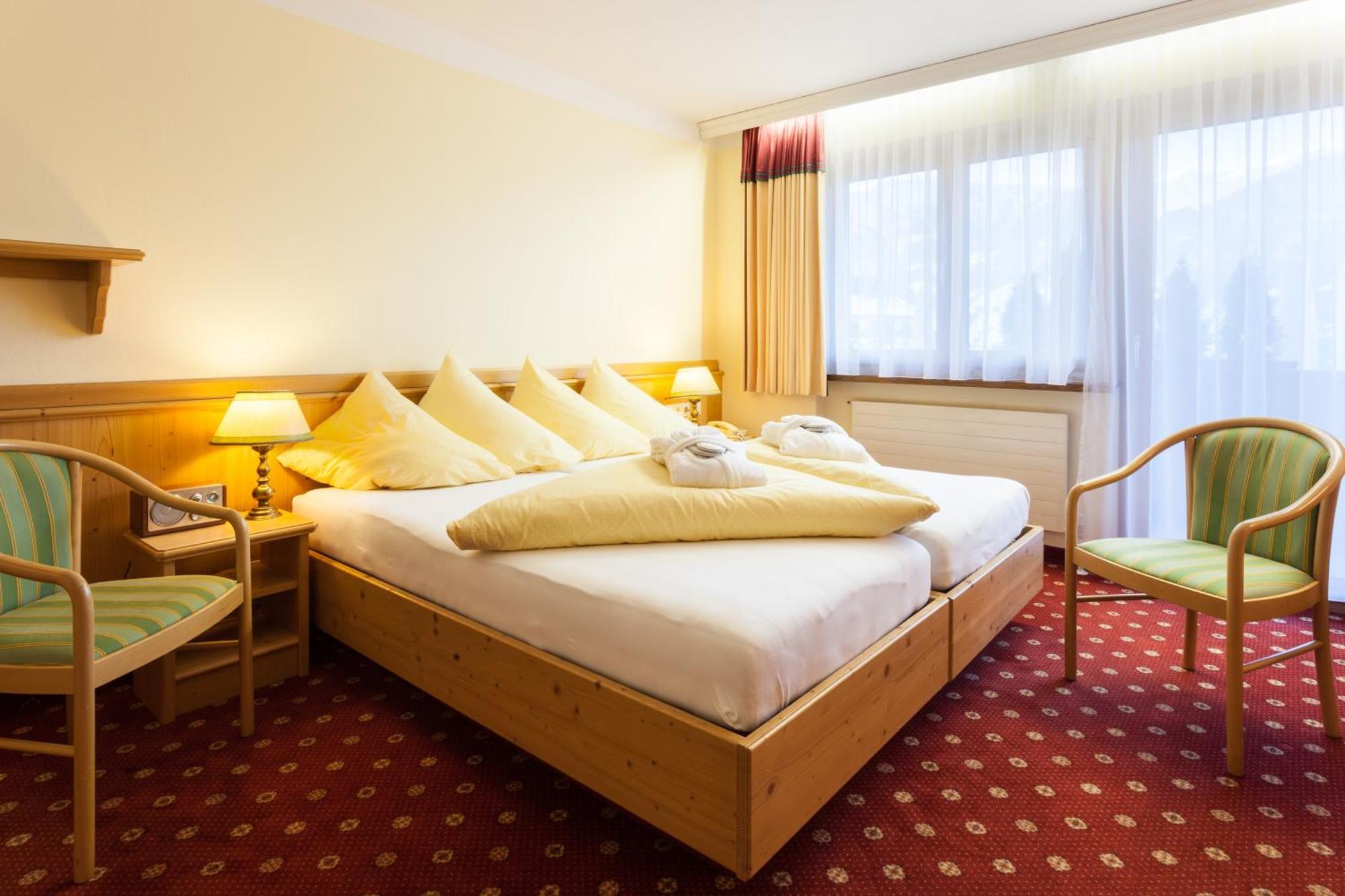 Alpen Wohlfuehlhotel Doerflwirt هينزنبرغ المظهر الخارجي الصورة