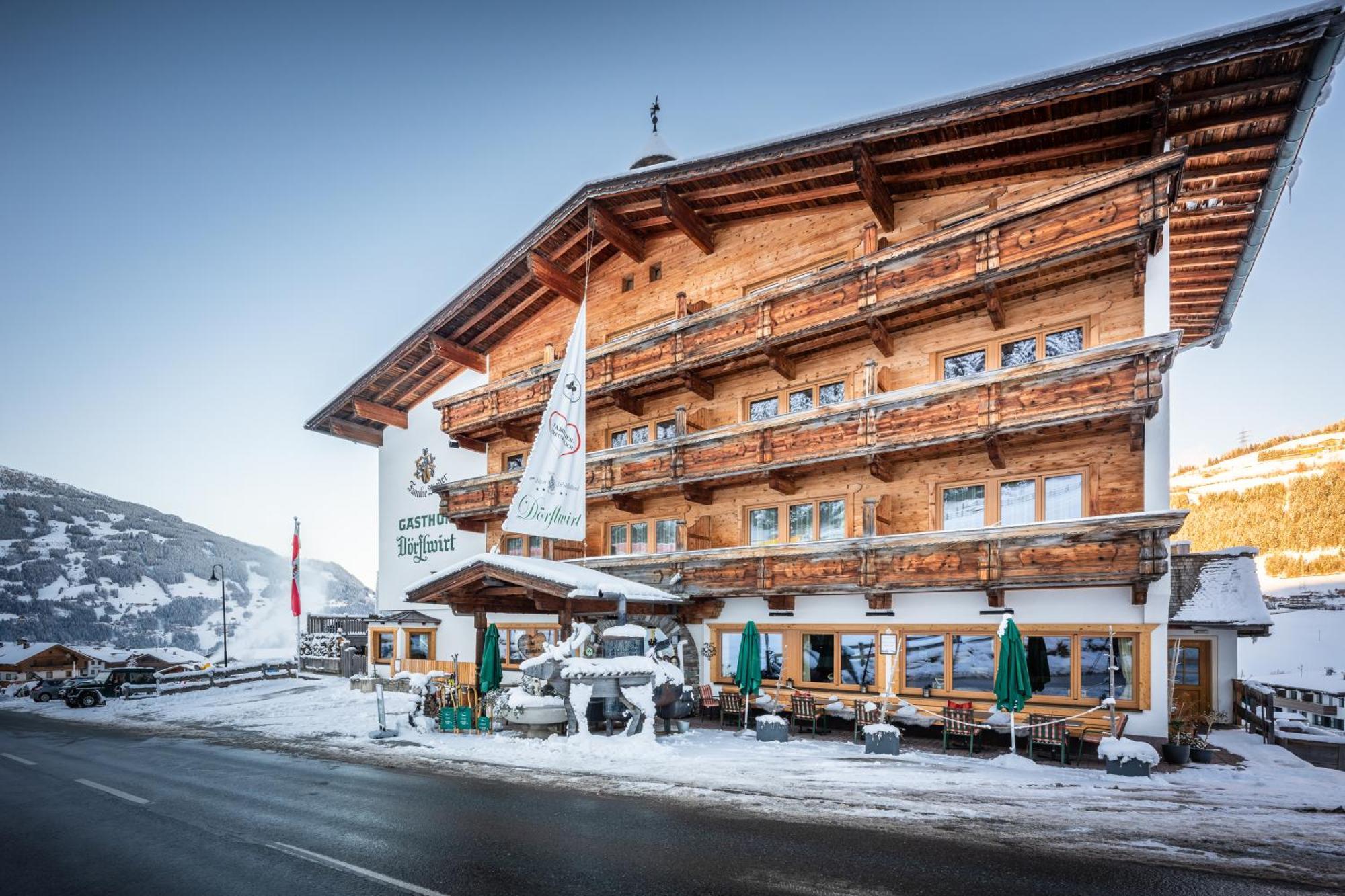 Alpen Wohlfuehlhotel Doerflwirt هينزنبرغ المظهر الخارجي الصورة
