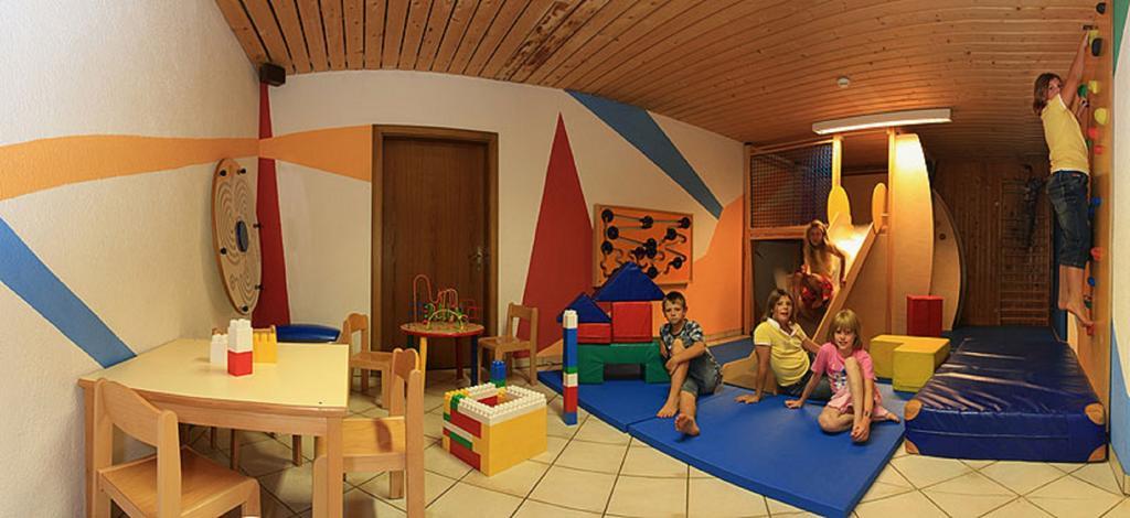 Alpen Wohlfuehlhotel Doerflwirt هينزنبرغ المظهر الخارجي الصورة